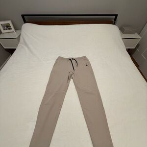 UNRL Performance Pant - EXCELLENT Condition - Men’s Large (L) - Sand Color